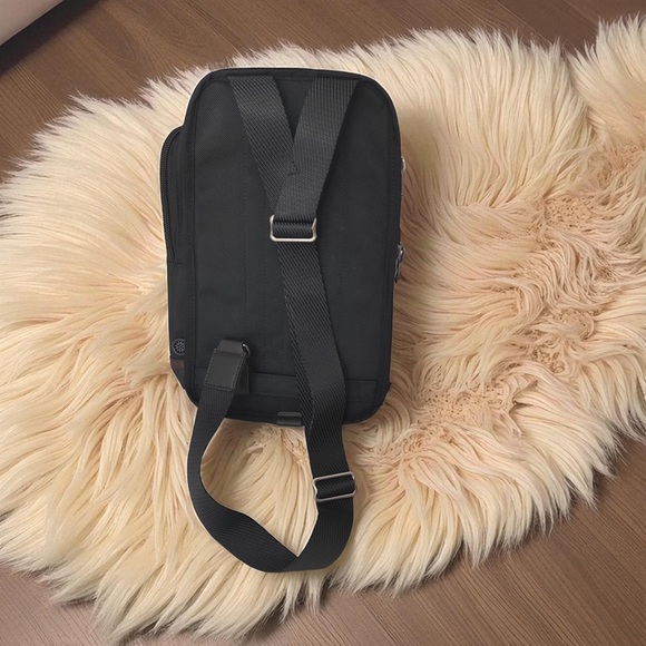 Tumi Black Alpha Belt Bag - Picture 3 of 7